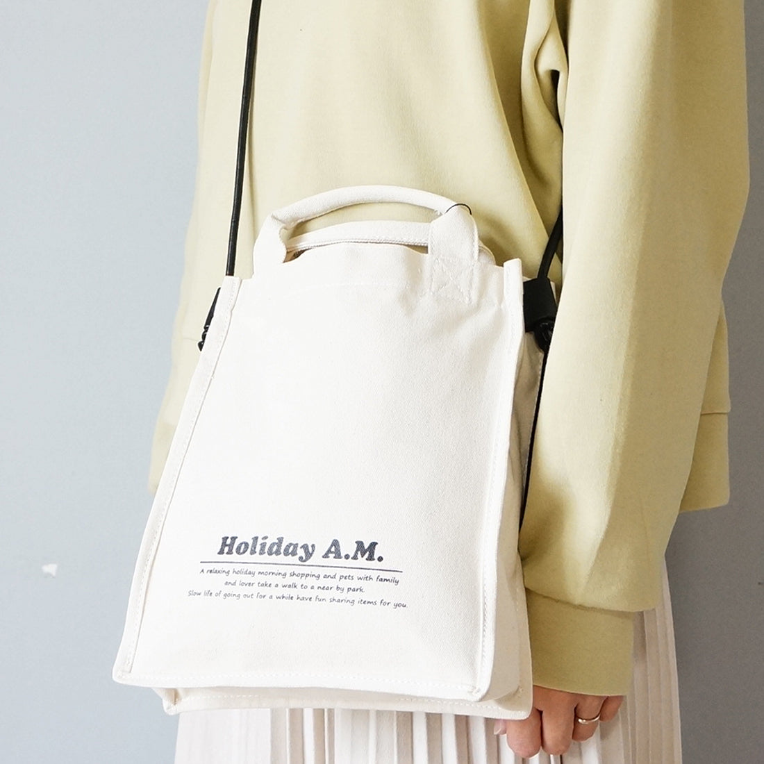 バッグ ショルダーバッグ スクエア 四角 トートバッグ レディース 2WAY キャンバス 帆布 HolidayA.M.