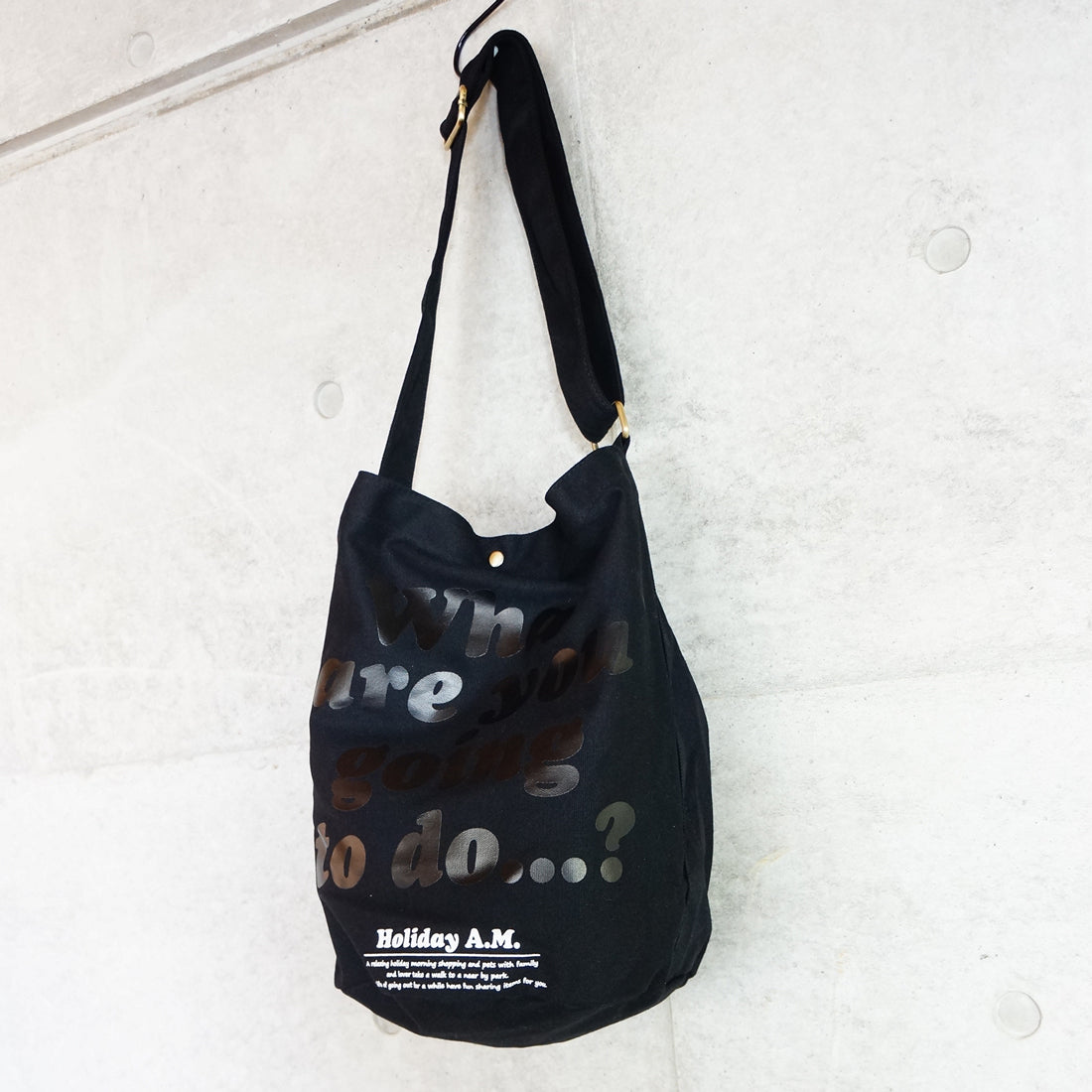 バッグ ショルダーバッグ エコバッグ レディース メンズ キャンバス 帆布 ロゴ HolidayA.M.