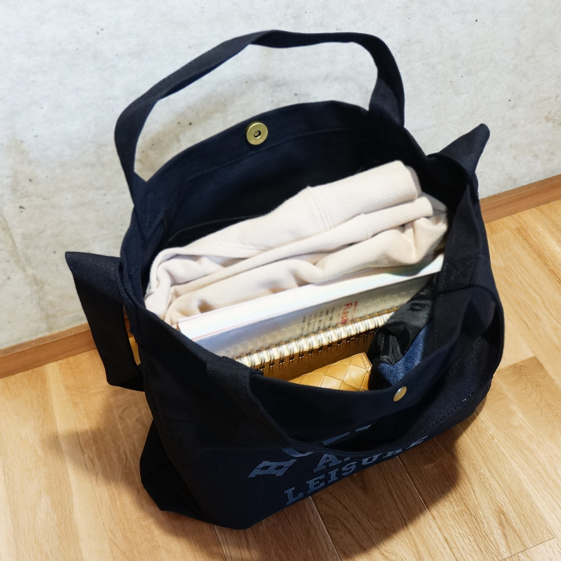 バッグ ショルダーバッグ 2WAY レディース メンズ フロッキープリント キャンバス 帆布 Holiday A.M.