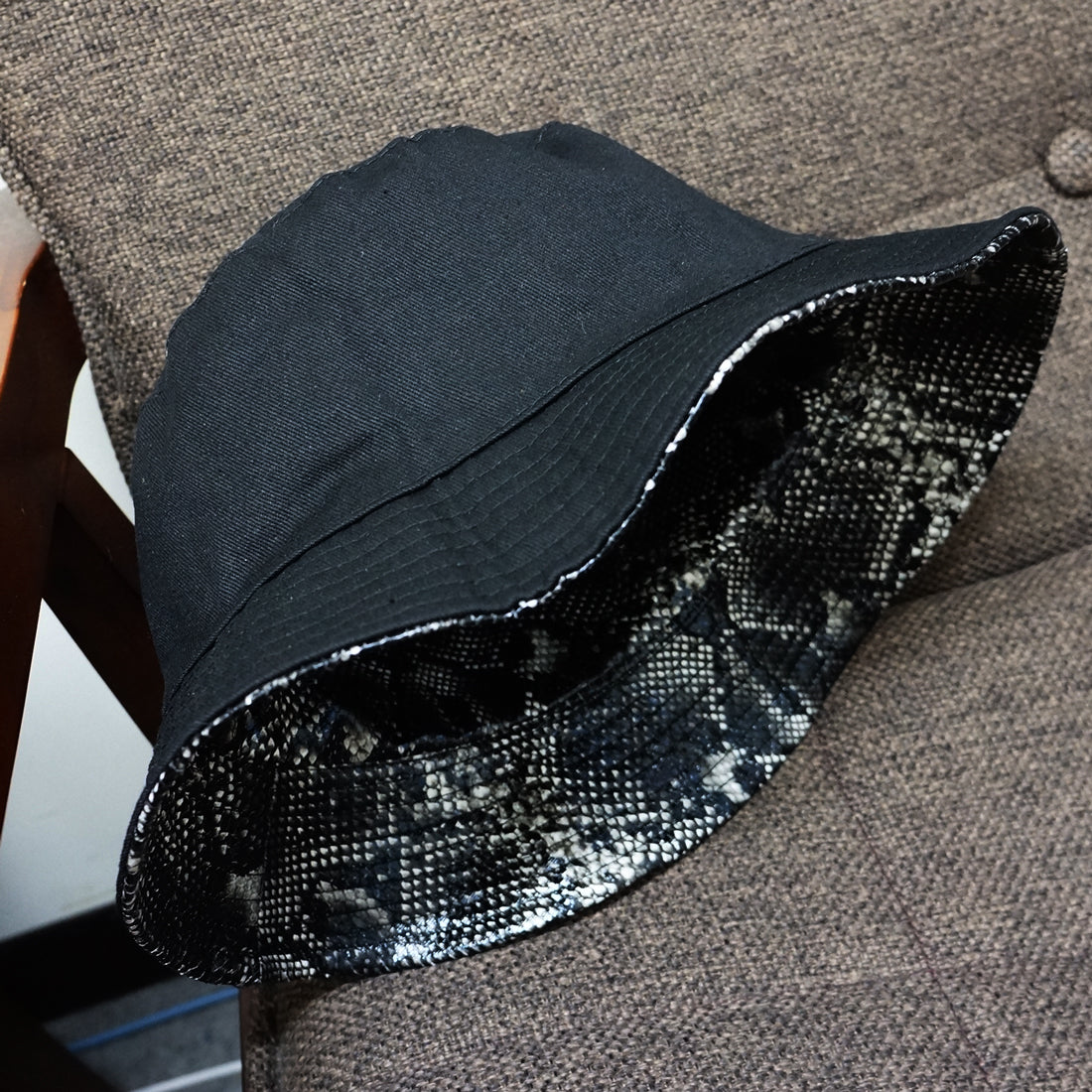 帽子 バケットハット ハット HAT パイソン柄 無地 ブラック リバーシブル メンズ レディース キーズ Keys