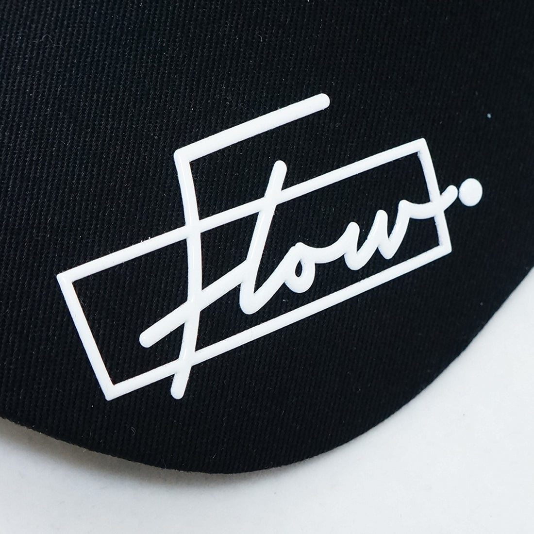 Flow バイザーボックス ロゴ キャップ KSH323