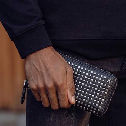 Full studs round wallet