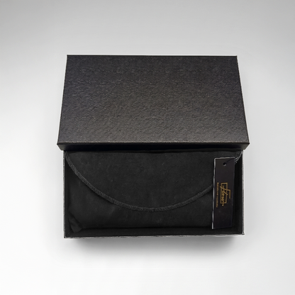 Full studs half wallet